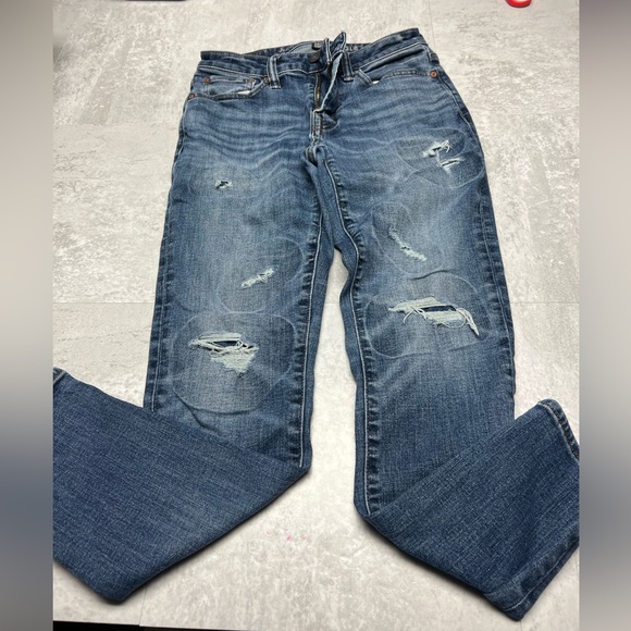 American Eagle Outfitters Other - Men’s American eagle ripped blue jeans